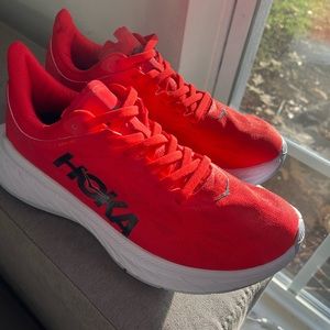 Red women’s Hoka Carbon x Sneakers. Never worn! Size 8